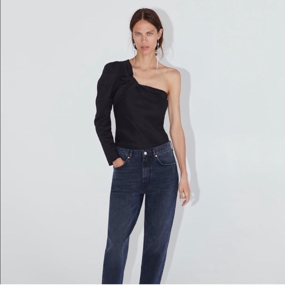 Zara Asymmetrical Black Top NWOT - Picture 4 of 8